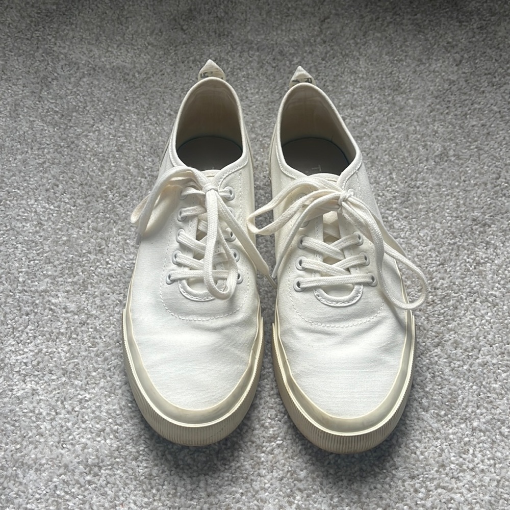 Everlane The Forever Sneaker